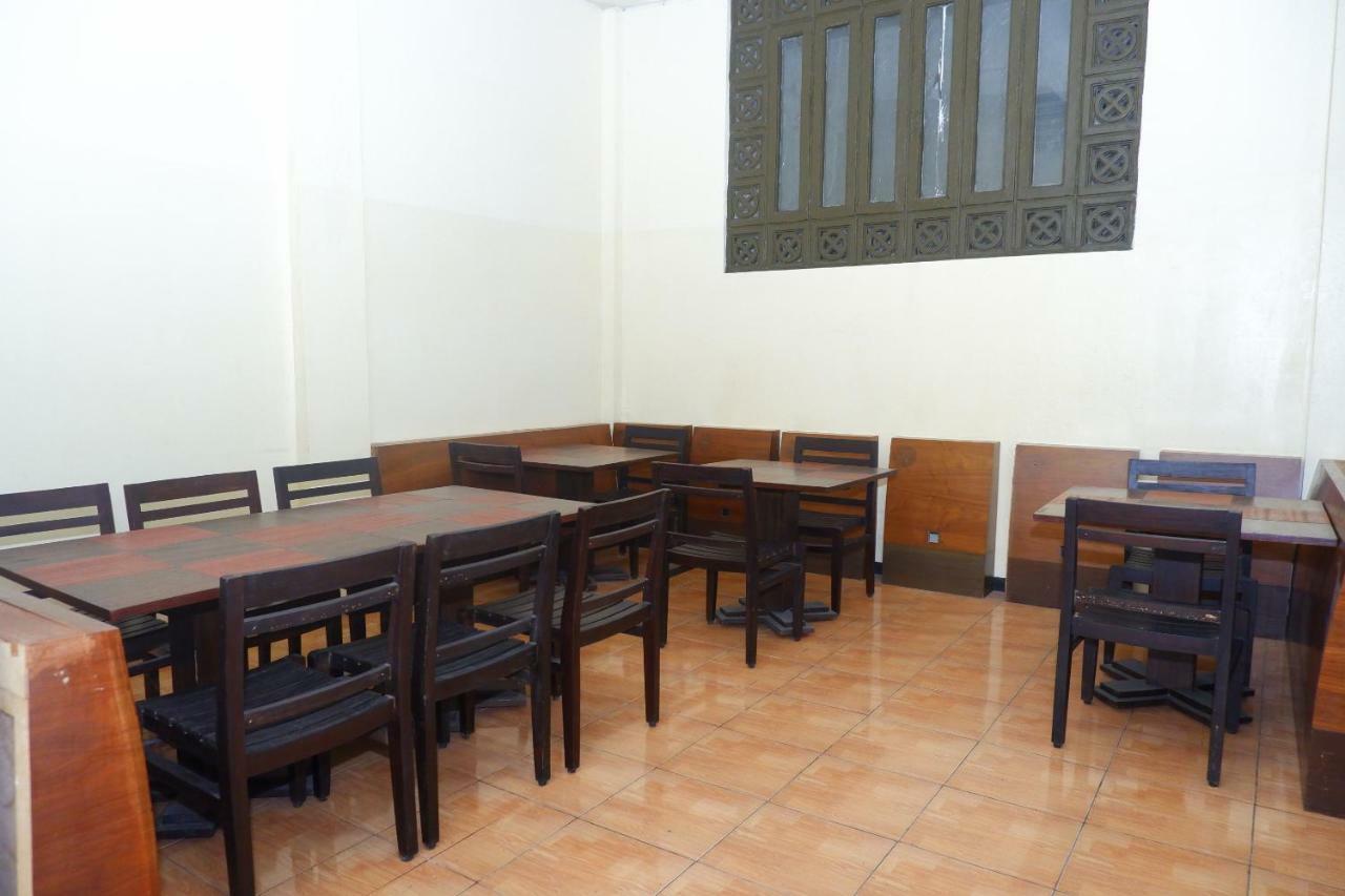 Hotel Pelangi Indah Семаранг Екстериор снимка