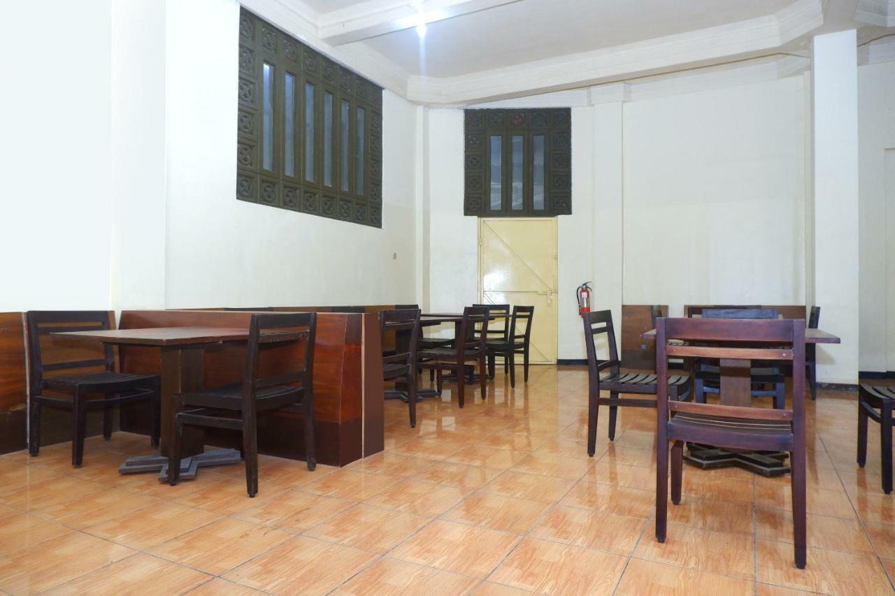 Hotel Pelangi Indah Семаранг Екстериор снимка